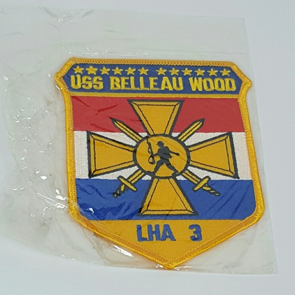 Accessories - Vietnam War Era 1970 US Navy Ship USS Belleau Wood